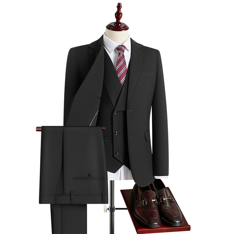 Мужской деловой костюм-тройка  – обзор и цена Khaki Formal Wear Men